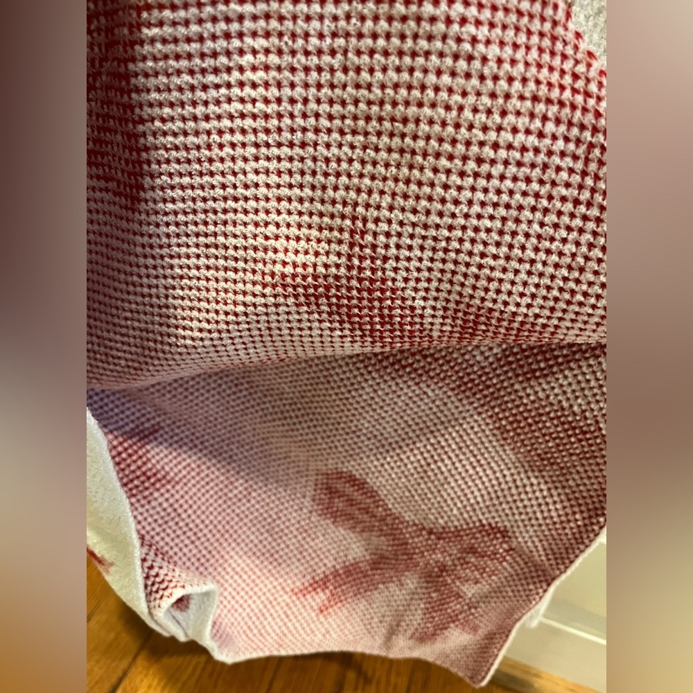 Isaac Mizrahi White and Red Bow Throw, NWT - Picture 6 of 8